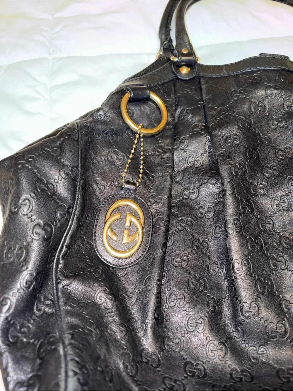 Gucci Black Leather Shoulder Bag with Gold Hardware